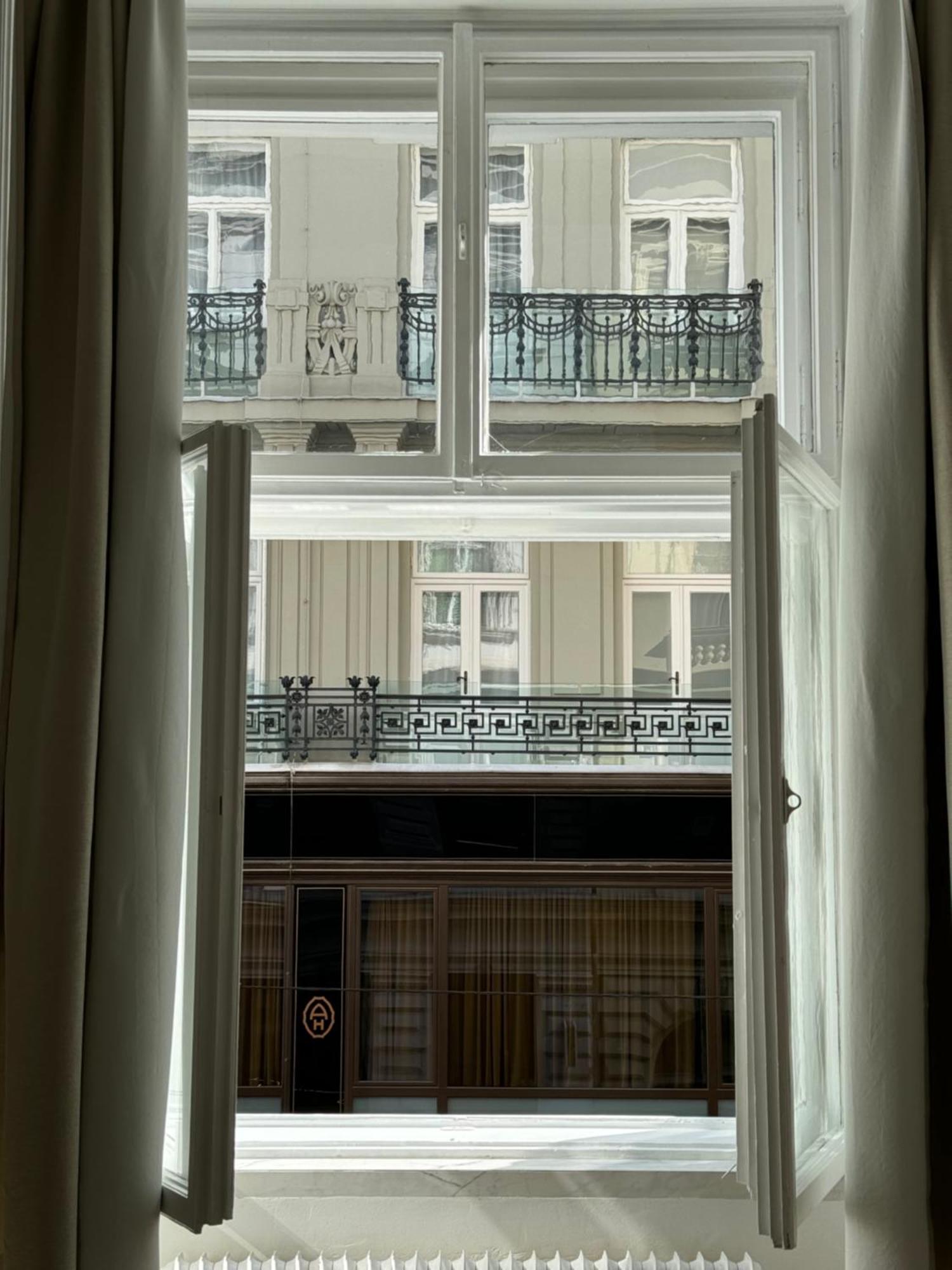 Appartement Opera 145 M2 *